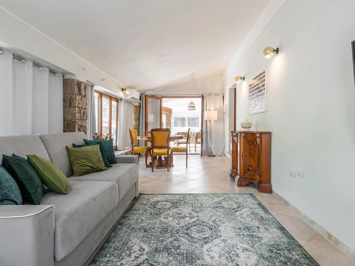 Villa Iole Apartment Carloforte  0*, Carloforte (Isola di San Pietro) İtalya